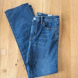 Old Navy Men's Straight Jeans in Deep Blue